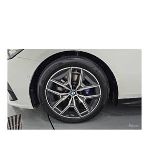 BMW Série 5 520i M Sport 2023, 17 498 km, boîte automatique, conduite à gauche, sièges en cuir, caméra de recul - Product Image 5