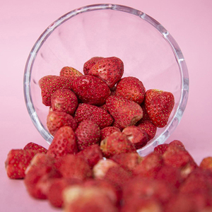 Vente flash : Tranches de fraises séchées congelées, collations de fruits saines - Product Image 4