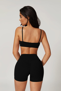 Sujetador deportivo negro Zoe, el más vendido, elástico en 4 direcciones, tirantes delgados, transpirable, de secado rápido y de alto impacto, para gimnasio y fitness para mujer. - Product Image 3