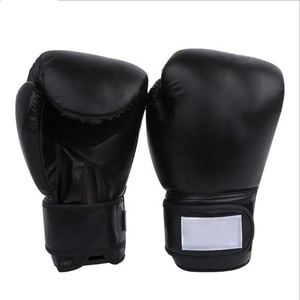 Gants de boxe en cuir noir de haute qualité, design unique pour l'entraînement et la compétition, logo personnalisé MALUNET ENTERPRISES - Product Image 5