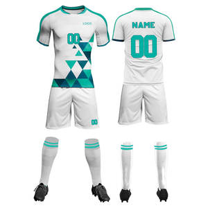 Uniforme de Fútbol Masculino de Alta Calidad, Conjunto de Equipo 100% Poliéster, Colores y Logotipos Personalizables, Opción en Azul Claro para Hombre - Product Image 1