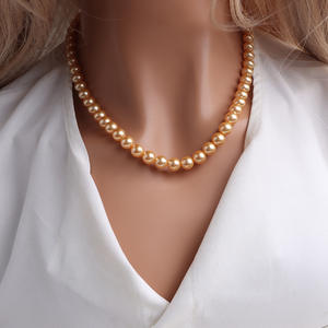 Collier en perles haut de gamme Gentle Orange Shi Home pour femmes, chaîne de clavicule en verre polyvalente, luxe léger - Product Image 4