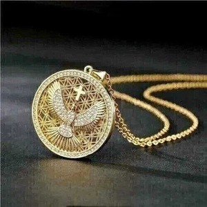 Colgante de Moissanita con Cruz de Paloma y Medallón, Chapado en Rodio, con Incrustaciones de Circonitas, Redondo, Estilo Religioso Hip Hop, en Oro Rosa - Product Image 4