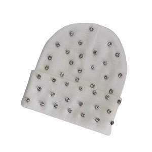 Bonnet en tricot d'hiver personnalisé avec logo du fabricant, toutes les couleurs disponibles, orné de strass, collection 2025 - Product Image 4