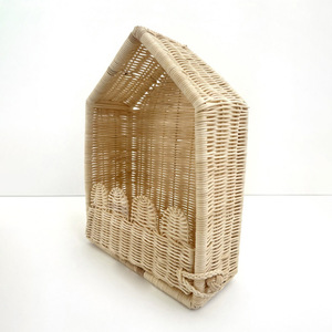 Maisonnette en bois pour enfants, jouet de jeu de rôle, mini-maisonnettes en rotin, maison de poupée avec portail décoratif - Product Image 3
