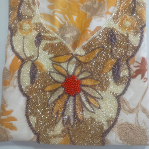 Jalabiya faite à la main, brodée de perles 3D, avec doublure en coton écologique, coupe trapèze simple à taille naturelle, col en V, pour occasions formelles - Product Image 1