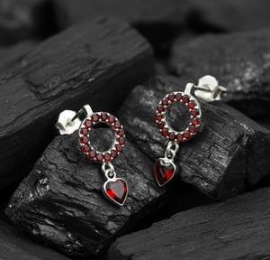 Pendientes de plata de ley 925 con granate en forma de corazón, joyería de piedra de nacimiento de enero, regalo para mujer, elegantes y minimalistas - Product Image 3