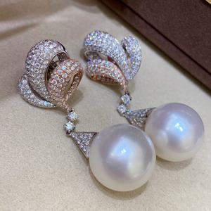 Pendientes Largos de Plata de Ley 925 con Perla Natural Verde Pavo Real de 10-11 mm, con Caja de Regalo, Producto Nuevo - Product Image 2