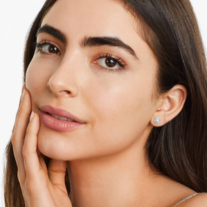 Boucles d'oreilles clous en argent sterling 925 de qualité supérieure avec diamant Moissanite, taille ronde brillante, éclat intemporel, bijoux fins élégants, cadeau pour elle - Product Image 2