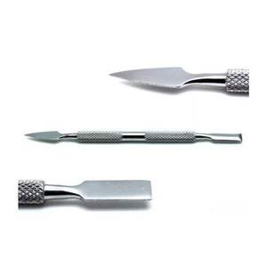 Outils de manucure et pédicure de haute qualité : repousse-cuticules, cuillère, lime, coupe-ongles - Product Image 5