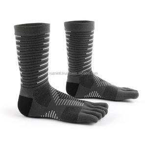 Breathable Athletic Training <b>Socks</b> With Soft Comfort Arch Support And Quick Dry Fabric Perfect For Daily <b>Running</b> And Active Wear - Product Image 3