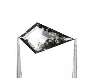 เพชรทรงคิทสีดำแบบพิเศษ 1.50 กะรัต เจาะด้วยเลเซอร์ เพชรเลี้ยงในห้องปฏิบัติการทรงคิทแบบเกลือพริกไทย สำหรับทำเครื่องประดับ - Product Image 3