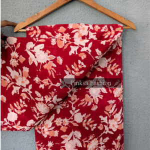 Tela 100% algodón puro estampada a mano con motivos florales rojos, textil indio de Jaipur para confección de vestidos y costura. - Product Image 1