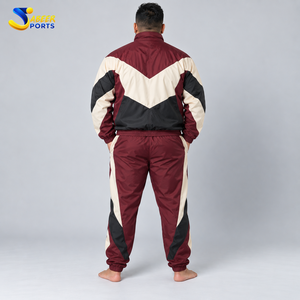 Chaqueta Deportiva Personalizada Hecha con Tela Resistente, Ofrece un Ajuste Cómodo, un Estilo Elegante y una Protección Confiada - Product Image 6