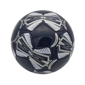Ballons de football en cuir PVC taille 5, légers, écologiques, avec impression numérique UV, logo personnalisé, photo personnalisée, laminés - Product Image 1