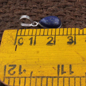 จี้รูปหยดน้ำทำจากลาพิส ลาซูลีธรรมชาติจากอัฟกานิสถาน ประดับด้วยไพไรต์ พร้อมสร้อยเงินแท้ 925 สำหรับทำเครื่องประดับ - Product Image 4