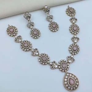 Ensemble collier et boucles d'oreilles en or plaqué 18 carats avec diamants américains pour femmes - Product Image 3