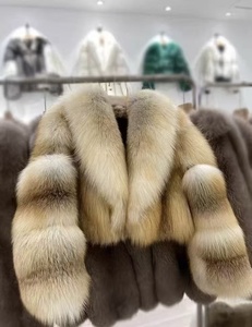 Chaqueta de Piel de Zorro Auténtica para Mujer, Diseño Personalizado, Nueva Colección 2026, Abrigo Corto de Invierno, Tallas Grandes Disponibles, Calidad Premium - Product Image 4