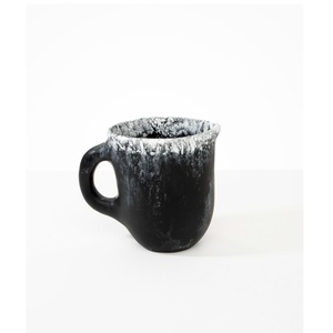 Carafe en résine artisanale contemporaine pour une mise en scène élégante et une décoration intérieure de luxe - Product Image 2