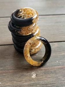 Bagues tendance en résine faites à la main pour femmes – Bijoux de mode pour soirées, plage, tenues décontractées et chics - Product Image 4