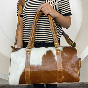 Bolsa de Viaje de Cuero Vacuno Genuino de Lujo Personalizada, Bolsa de Gimnasio de Fin de Semana para Hombres y Mujeres, Bolsa de Viaje de Cuero con Pelo para Pasar la Noche - Product Image 4