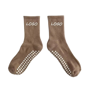 Calcetines de Pilates con Volantes de Alta Calidad al por Mayor, Multicolor, Logotipo Bordado en Jacquard, Agarre de Silicona Antideslizante Profesional - Product Image 5