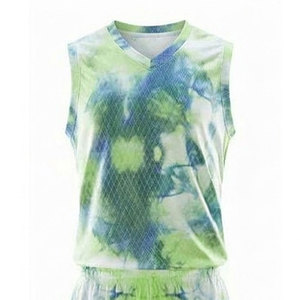 Uniforme de Baloncesto Sublimado para Hombre de la Mejor Calidad, Transpirable, 100% Poliéster, Hecho en Pakistán - Product Image 3
