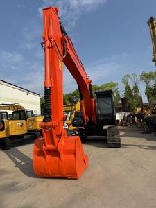 Excavatrice sur pneus Hitachi ZX210-3 d'occasion, 13 tonnes, 2023, 95% NEUVE, moteur à faible nombre d'heures, équipement de construction hydraulique - Product Image 4