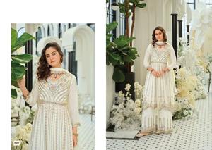 <span class=keywords><strong>Collezione</strong></span> di Lusso per l'Eid: Completo Palazzo in Chinon Pesante con Ricami Dettagliati, Salwar Suit Festivo Pronto <span class=keywords><strong>da</strong></span> Indossare per Donne - Product Image 3