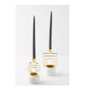 Porte-bougie en métal robuste avec base stable, conçu pour une combustion sûre des bougies et une décoration de table. - Product Image 6