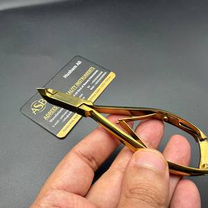 Pince à cuticules dorée avec joint en acier inoxydable, taille de mâchoire 6 mm, outil de soin des ongles, manucure, éliminateur de peaux mortes - Product Image 3