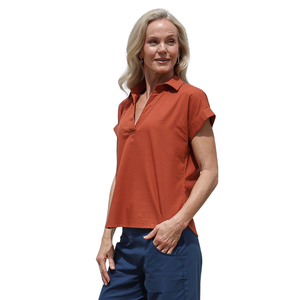 Camisa Estampada al por Mayor para Mujer con un Elegante Diseño Floral a la Moda - Product Image 5