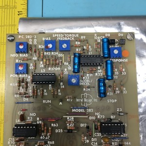 INTROL DESIGN 230488-001 282-1B SS MOTOR CONTROL - Équipements et pièces semi-conductrices d'occasion fiables à l'échelle mondiale - Product Image 2