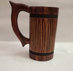 Chopes à bière en bois artisanales avec finition rustique pour cadeaux, décoration de bar à domicile et approvisionnement en gros pour l'exportation - Product Image 3