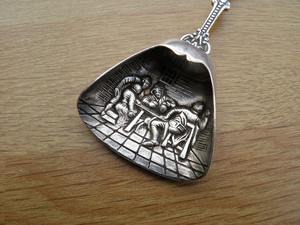 Cuillère à sucre ou à épices hollandaise vintage plaquée argent, parfaite pour les collectionneurs, les décorations de table et la cuisine. Provenant d'Inde. - Product Image 6