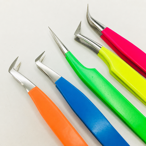 Ensemble de pinces à cils professionnelles colorées en acier inoxydable, kit d'outils de beauté de précision pour l'extension et l'isolation des cils - Product Image 6