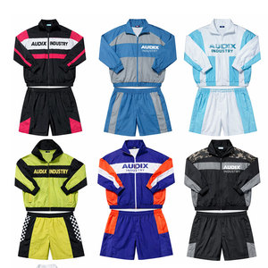 Ensemble de survêtement de course pour homme 2026 personnalisé avec logo, veste et short deux pièces, en polyester/nylon à capuche - Product Image 4
