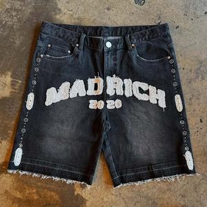 Pantalones Cortos de Mezclilla Negros Vintage para Hombre, Estilo Cargo, Tejidos, Ecológicos, de Pierna Recta, con Efecto Desgastado, Bordados con Pedrería y Parches - Product Image 1