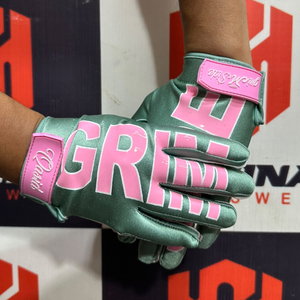 Guantes de Fútbol Americano Personalizados al por Mayor, de Alta Calidad, con Palma Adhesiva de Silicona, Dorso Impreso, Antideslizantes e Impermeables - Product Image 6