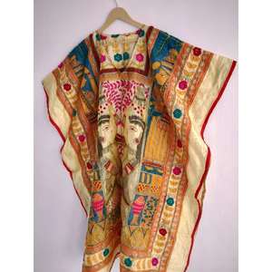 Kaftan en soie à fleurs pour femmes, style moderne, élégant, pour couvrir les maillots de bain, par Ethnic Craft Hub (Inde) - Product Image 3