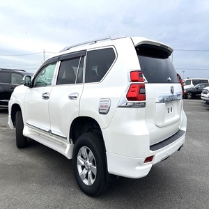 Achetez maintenant Toyota Prado 150 2.8L Turbo Diesel Automatique 4x4 Modèle 2022 Qualité supérieure et performances diesel puissantes - Product Image 1