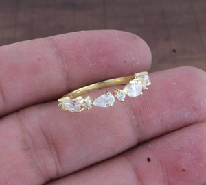 Anillo de Lujo Chapado en Oro con Forma de Corazón y Circonita Cúbica Brillante, Anillo de Compromiso Romántico, Anillo de Boda para Mujer, Joyería al por Mayor - Product Image 2