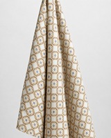 Tapisserie florale Verona en pur mousseline, série botanique fraîche numérique, tissu textile botanique beige blush pour studio