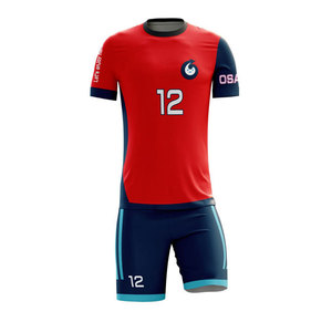 Uniformes de Fútbol Personalizados de Verano, Conjunto Completo, Diseño Negro, Transferencia Térmica, Secado Rápido, 100% Poliéster, Ropa Deportiva Unisex para Equipos y Clubes - Product Image 6