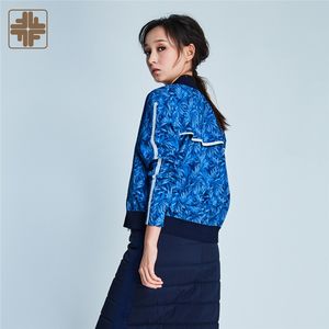 OEM señoras mujeres azul de nylon acolchado chaqueta de diseño deportivo - Product Image 5