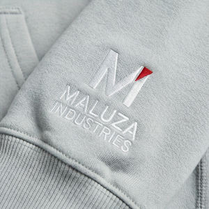 Sudadera con Capucha Unisex de Forro Polar Térmico Bordada, Sudadera Cálida de Invierno, Estilo Urbano, Edición Europa, Colección de Sudaderas Maluza Industries - Product Image 5