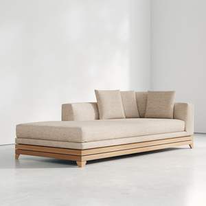 โซฟาเดย์เบดไม้สักพร้อมฐานไม้เนื้อแข็งแบบเตี้ยและเบาะหุ้มผ้าคุณภาพพรีเมียมเพื่อความหรูหราสไตล์ทรอปิคอล - Product Image 1