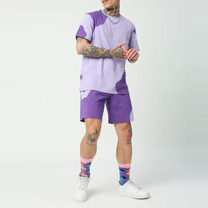 Ensemble T-shirt à manches courtes col rond et short pour homme, couleur violette, coupe ample, respirant, tenue décontractée d'été - Product Image 5