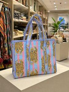 Sac fourre-tout en toile imprimé tigre avec rayures bleues, style bohème vintage, fermeture éclair, toutes saisons, sac de shopping hiver pour femme - Product Image 1