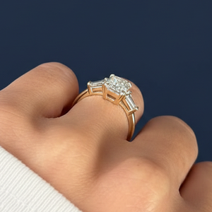 Anillo de Diamante con Certificado IGI, Corte Esmeralda de 2.20ct, Anillo de Compromiso de Oro Blanco con Diamante Cultivado en Laboratorio, VVS2 F - Product Image 3